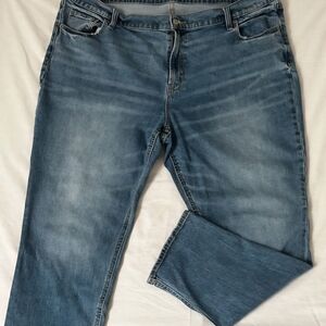 Old Navy Mid-Rise Boyfriend Jeans in Blue